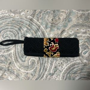 Bonnie Martin‎ clutch with pearl detail